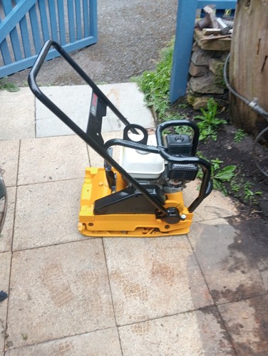 Petrol wacker plate compactor - plate,